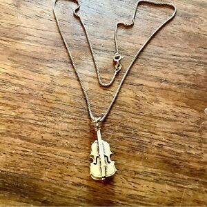 Sterling silver Violin Pendant Necklace with unsuspected surprise inside FIRM​
